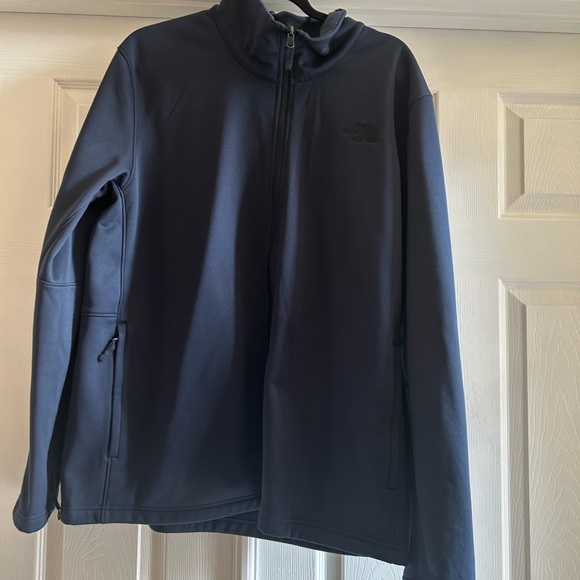 The North Face Blue Jacket - Picture 9 of 16